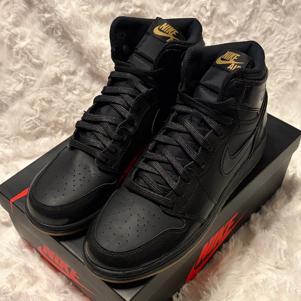 Gum Bottom Jordan 1s Deadstock NWT